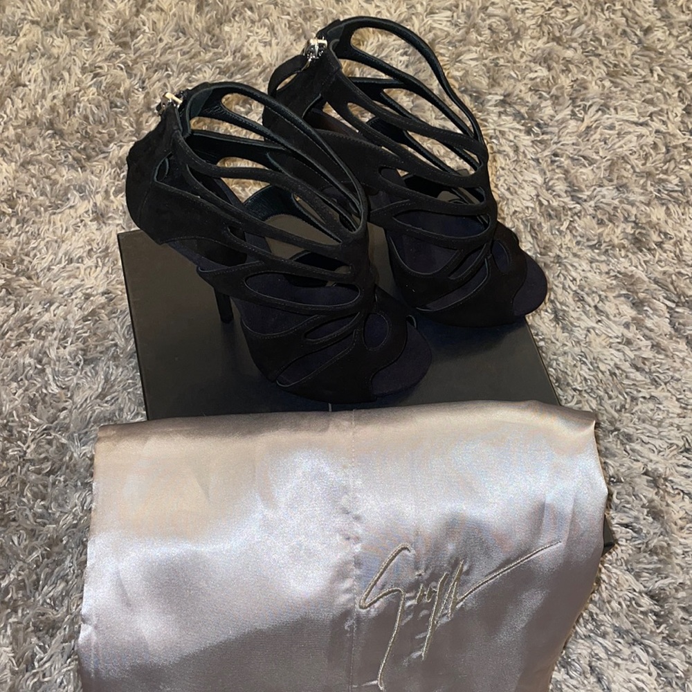 Giuseppe heels
